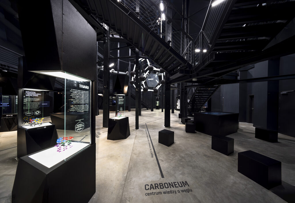 CARBONEUM